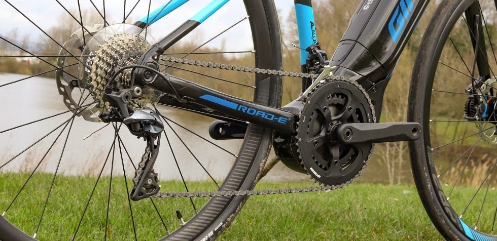 Giant Road-E+ groupset